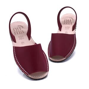 WIDE WIDTH - Leather Flat Sandals Burgundy | — Hard to Find | Handmade in Spain